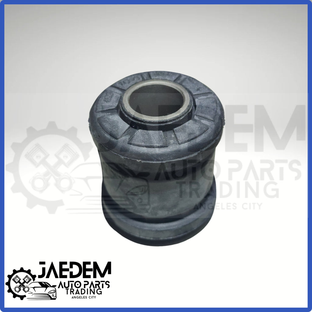Rear Suspension Arm Bushing for Toyota Rav-4 2001-2005